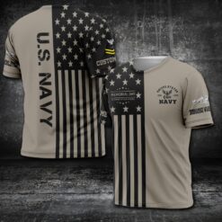 Navy Badge, E 3 Red - T-Shirt