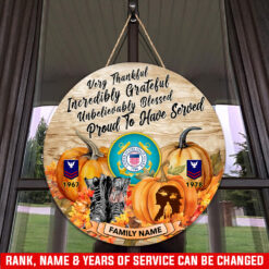 US Coast Guard, Lest We Forget - Wooden Round Sign 18in