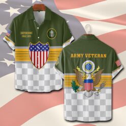 US Army, E 6 Army Specialist - Short Sleeve Button Shirt